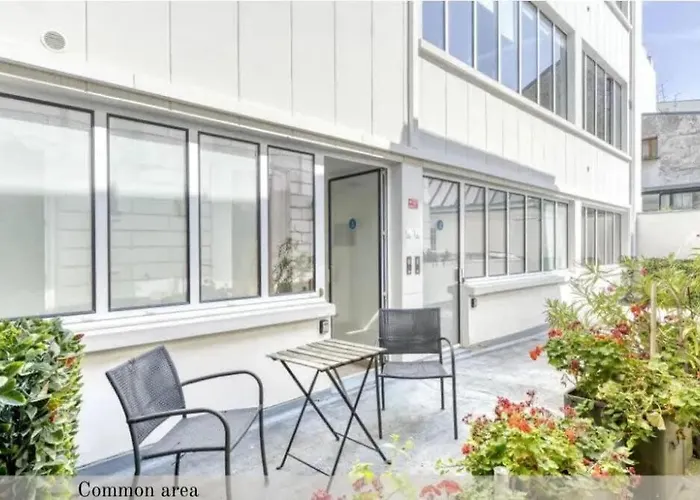 Montmartre Cozy And Bright 1Bd With Terrace